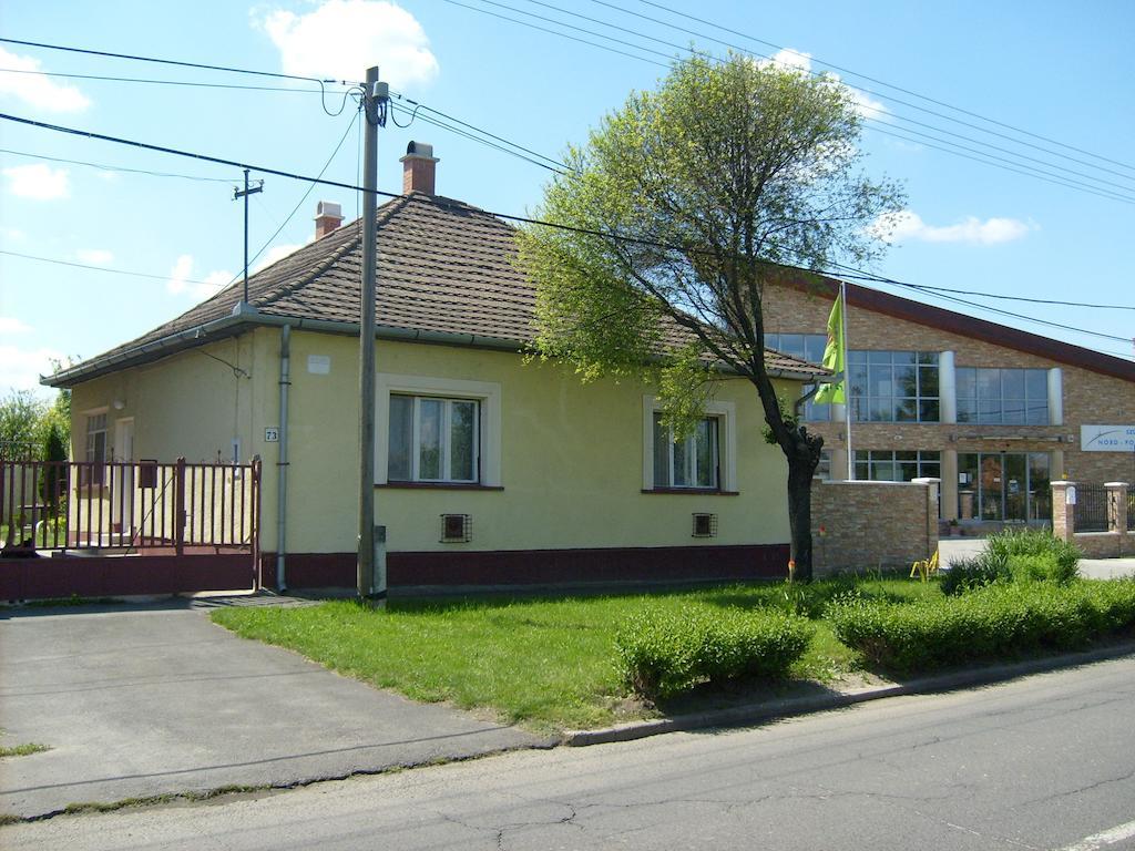 Toth Maganszallas Hajduszoboszlo Apartment Exterior photo